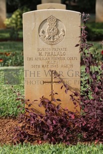 BEIRUT WAR CEMETERY - PHALALO, MAROBELE